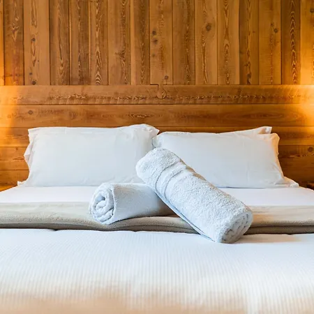 Le Lievre Amoureux Hotel