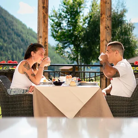 Le Lievre Amoureux Hotel